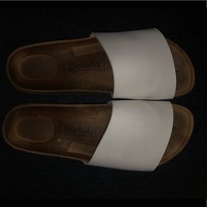 WHITE BETULA BY BIRKENSTOCK SLIDE SANDALS LEATHER